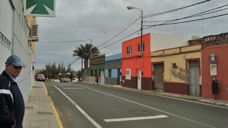 Izquierda Unida Canaria con las vecinas de Ojos de Garza.
